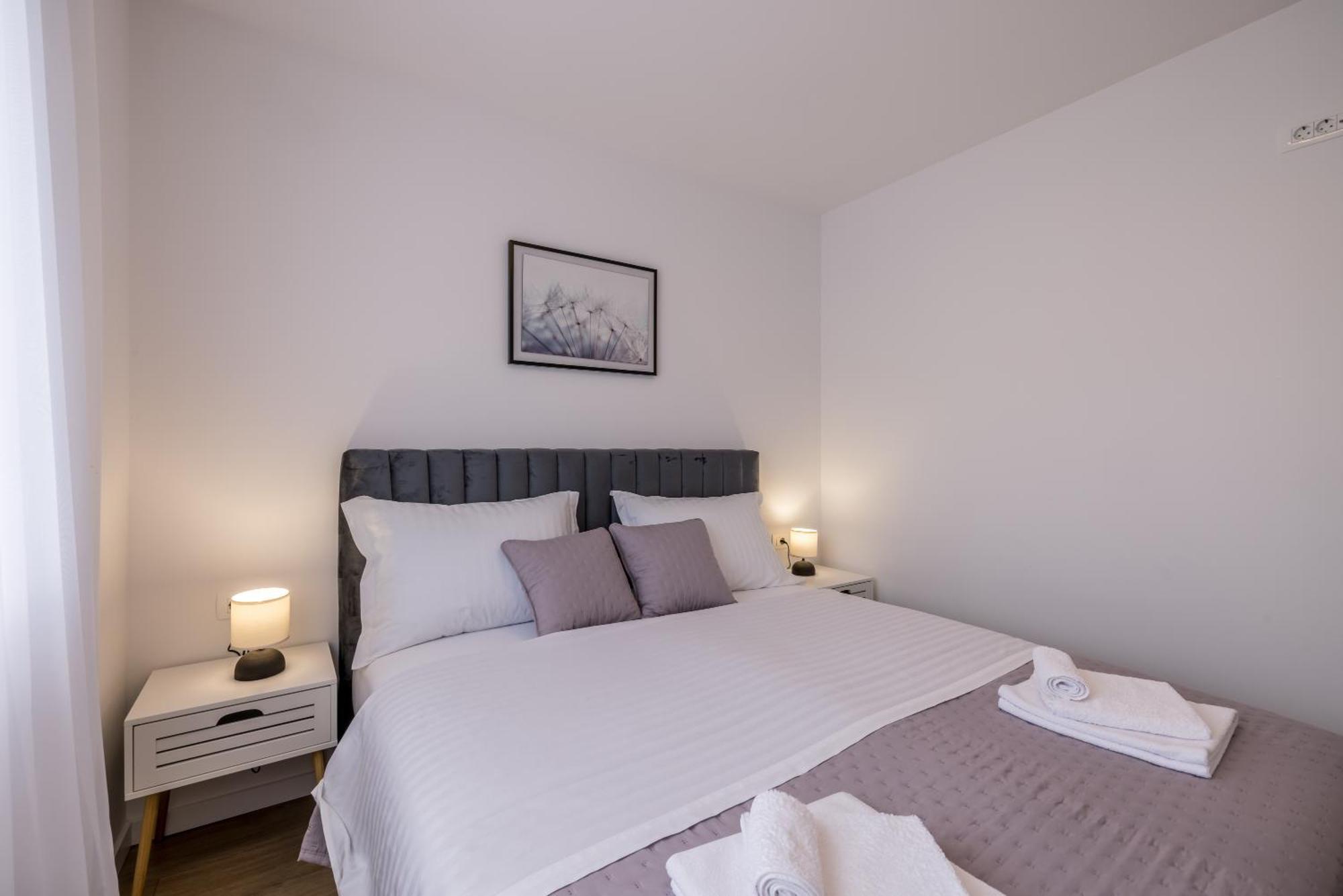 Adriatic Nest, Cozy And Modern Two Bedroom Apartment Kastela Dış mekan fotoğraf