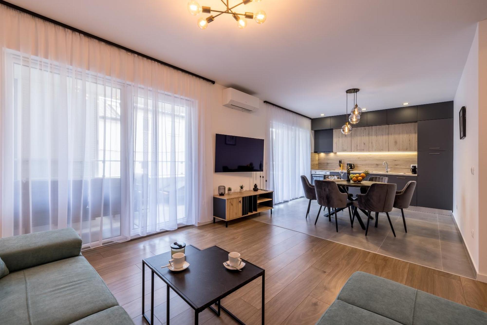 Adriatic Nest, Cozy And Modern Two Bedroom Apartment Kastela Dış mekan fotoğraf