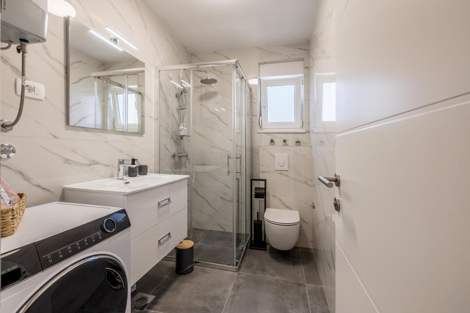 Adriatic Nest, Cozy And Modern Two Bedroom Apartment Kastela Dış mekan fotoğraf